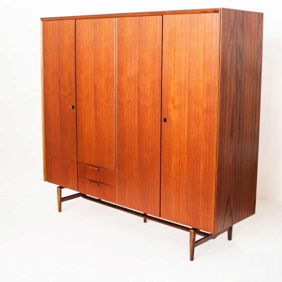 Vintage Scandinavische/Mid Century kledingkast van teakhout, Frankrijk, jaren 60 – Kledingkasten, Wood (photo 4 of 18)