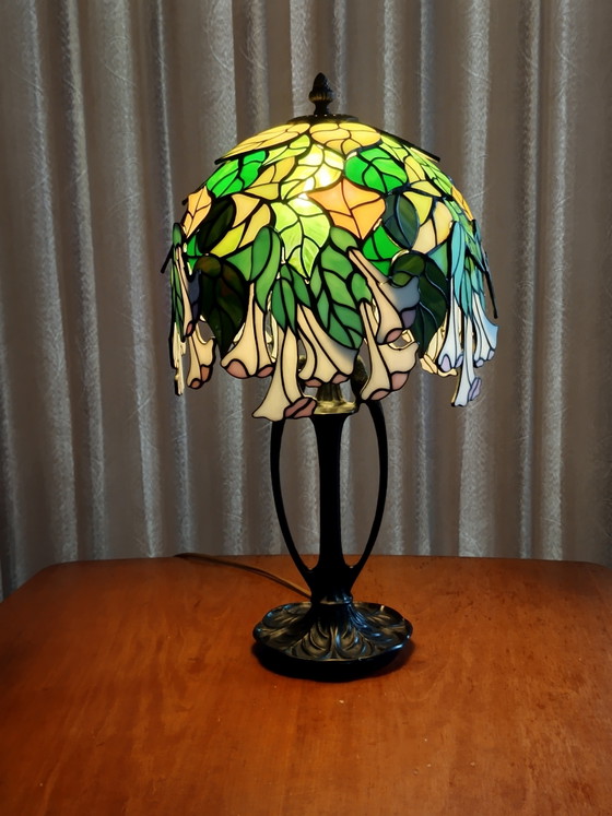 Grote Tiffany Stijl Tafellamp - Art Nouveau Stijl - 60cm. – Tafellampen, Cast Iron, Glass (photo 6 of 7)