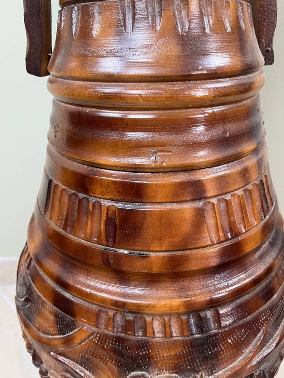 Bedeutende geschnitzte Holzvase – Pflanzkübel, Wood (photo 11 of 16)