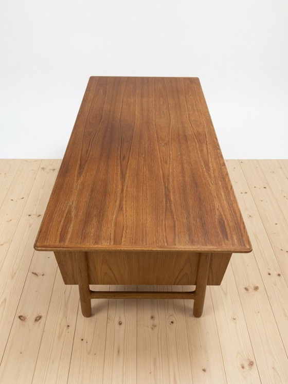 Image 1 of Scrivania Gunni Omann modello 75 in teak, anni '60.
