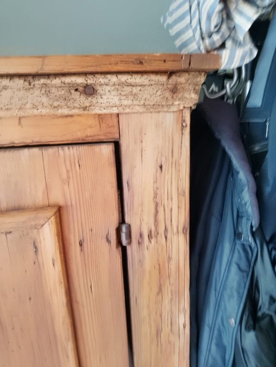 Image 1 of Antica credenza da fattoria del 1890, trattata contro i tarli.