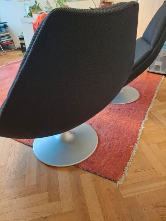 Image 1 of Poltrone girevoli Artifort F510, nere, in buone condizioni (2x)