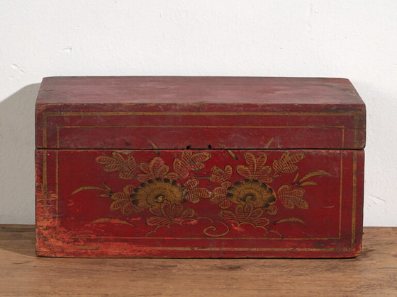 Cassa rossa antica con dettagli floreali (c.1900) #44 – Vetrine (photo 25 of 37)