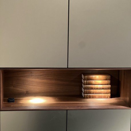 Image 1 of Credenza alta Filigno