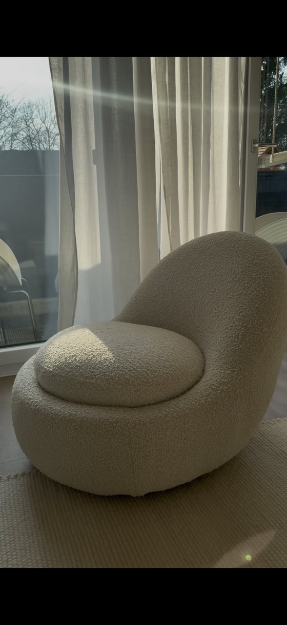Image 1 of SOFACOMPANY Bouclé Babette armchair / swivel armchair