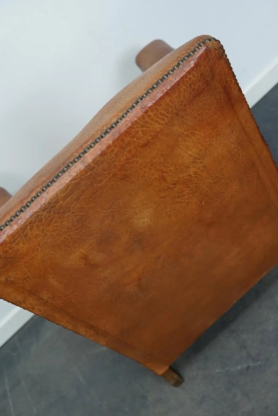 Image 1 of Poltrona vintage da club francese in pelle color cognac, anni '40