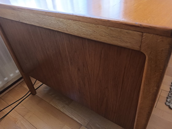 Image 1 of Scrivania direzionale vintage di grandi dimensioni, metà secolo