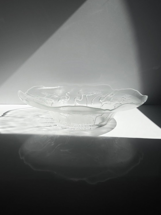 Image 1 of Vintage glazen schaal met flamingo-design, Walther glazen fruitschaal, serveerschaal uit de jaren 80