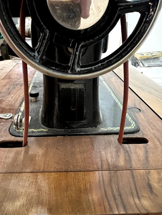 Image 1 of Machine à coudre Fiamsimca - Métal