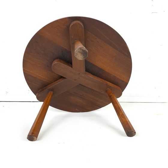 Image 1 of Vintage salontafel wabi sabi brutalist rond hout bruin