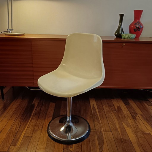 Chaise coque Cojer par Étienne Fermigier 1970