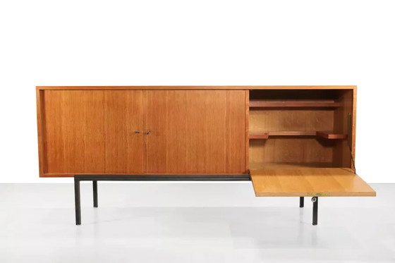Sideboard aus Eiche im Mid-Century-Modern-Stil aus Frankreich – Mid Century Modern (photo 3 of 7)