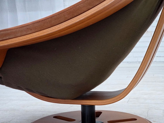 Image 1 of Anni '80, poltrona girevole svedese, pelle nabuk, tela, legno di faggio curvato.