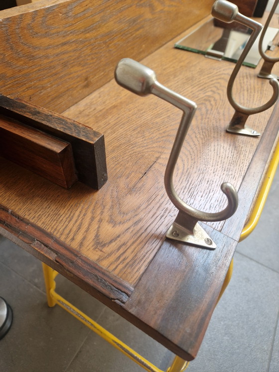 Image 1 of Wunderschöne Garderobe aus der Amsterdamer Schule – Eiche & Coromandel – Art déco 1920er/1930er Jahre