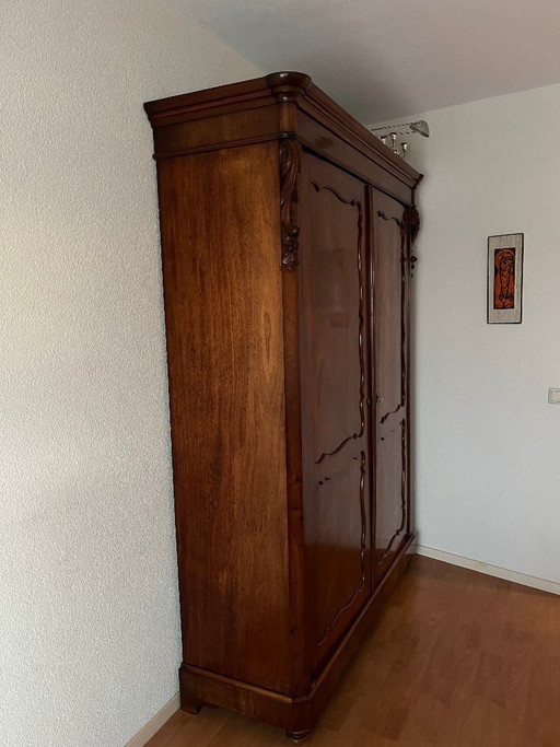 Gabinete antiguo de caoba