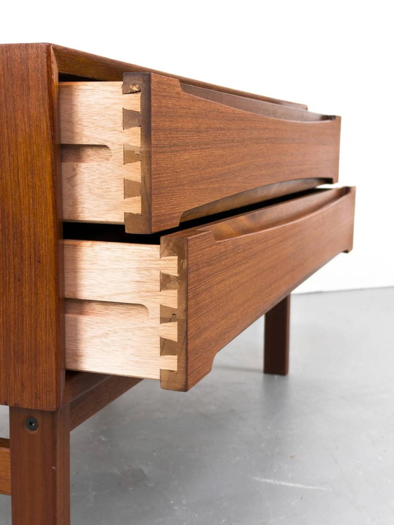 Teak Lowboard mit Schubladen, 1960er Jahre – Kommoden, Mid Century Modern (photo 11 of 15)