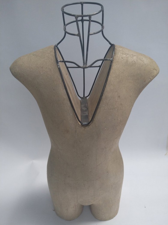 Image 1 of Torsos de maniquí con abertura en V - juego de 3