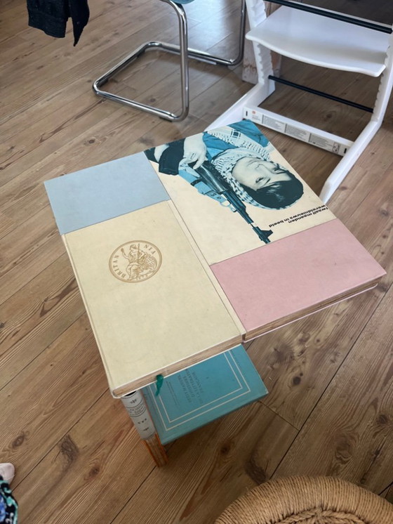 Image 1 of Mesa auxiliar Jacqueline Le Blue 'Booked