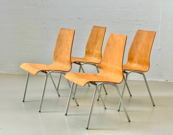 Image 1 of Set van 4 stapelbare stoelen van IGH Herisau, Zwitserland, jaren 70.