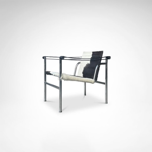Poltrona LC1 in pelle di cavallino di Le Corbusier et al. per Cassina, anni '80. – fauteuils, Leather, Metal (photo 2 of 10)