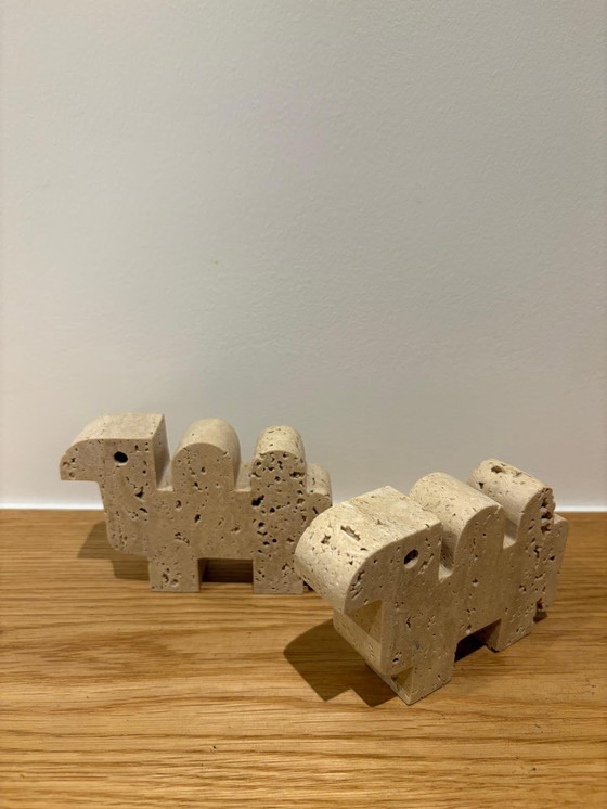 Image 1 of Coppia di cammelli in travertino, Fratelli Mannelli, Italia, anni '70