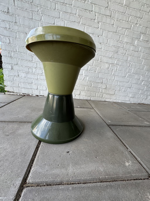 Tabouret vintage giganplast vert olive