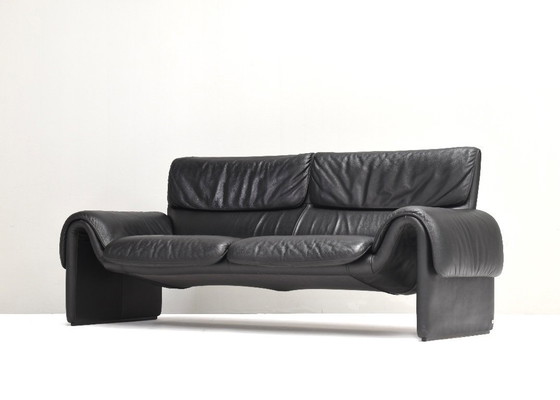 Image 1 of De Sede DS-2011 Divano a due posti in pelle nera, Svizzera - anni '80-'90 circa