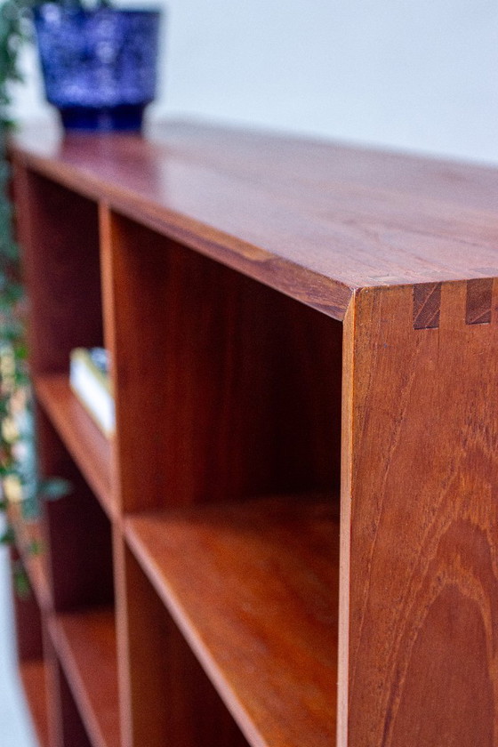 Bibliothèque, commode et buffet Peter Hvidt, style vintage, en teck massif – Wood (photo 21 of 21)