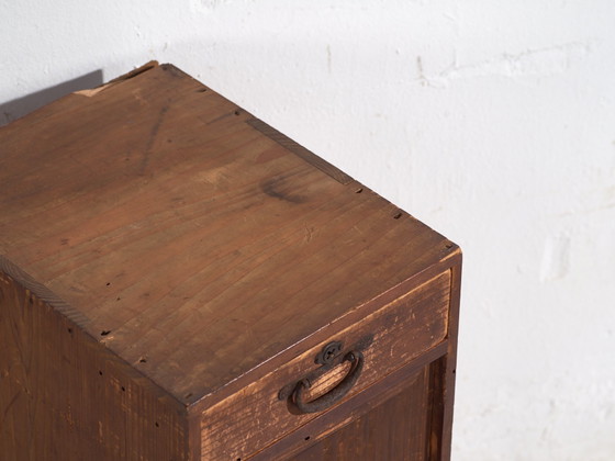 Antique Japanese Cedar Cabinet with Door and Drawers – Taishō / Early Showa Period (c. ) – Storage cabinet (photo 16 of 40)