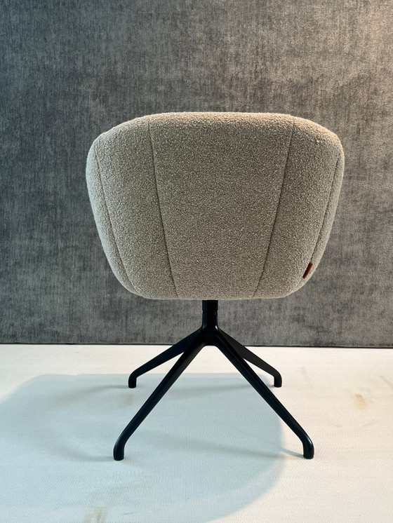 Image 1 of MONTIS Luna M0136