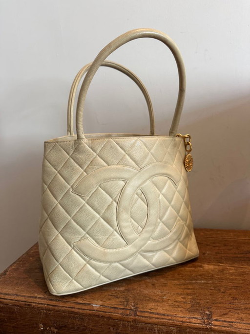 Medaglia Chanel