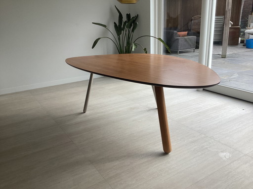 Castelijn walnut dining table Circlips-2, 6 person