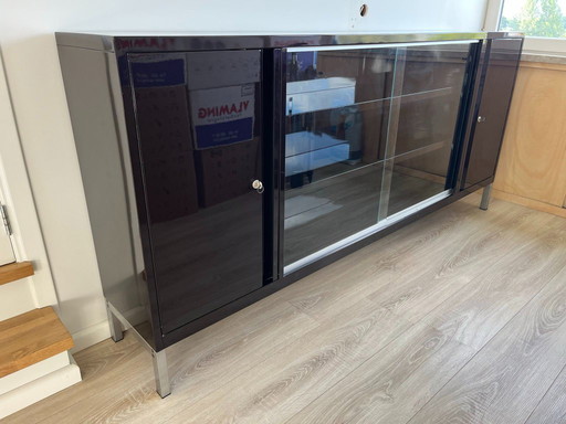 Buffet en acier