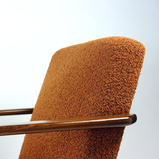 Image 1 of Par de sillones de estilo moderno de mediados de siglo, fabricados por Tatra en Checoslovaquia en la década de 1960.