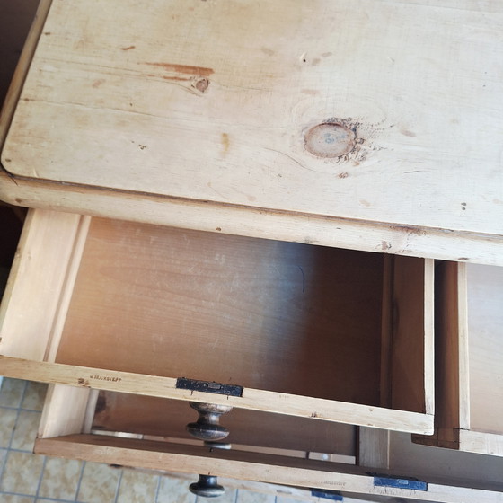 Image 1 of Cassettiera antica in legno / Credenza / Cassettiera / Cassettiera