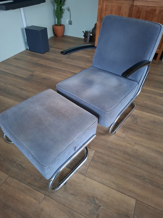 Image 1 of Dykmeyer Swan armchair plus Dykmeyer Swan footstool