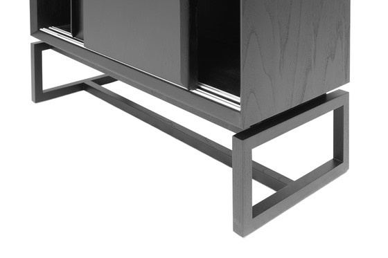 Image 1 of Mobiletto con ante scorrevoli in stile scandinavo nero