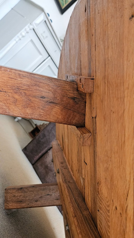 Brutalist Mid Century Salontafel, Prachtig Patina – Wood (photo 15 of 16)