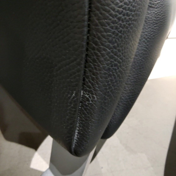 Image 1 of Poltrona Rolf Benz 322 con pouf