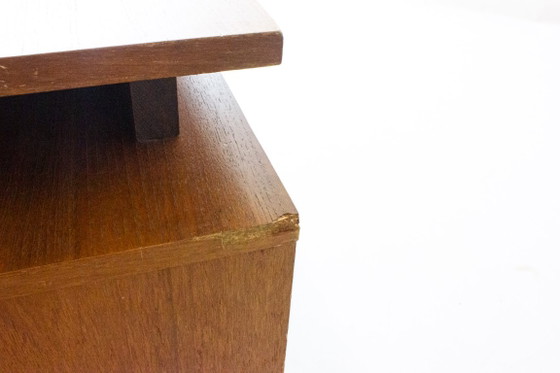 Schrijftafel uit het midden van de 20e eeuw – Bureau, Wood (photo 15 of 15)