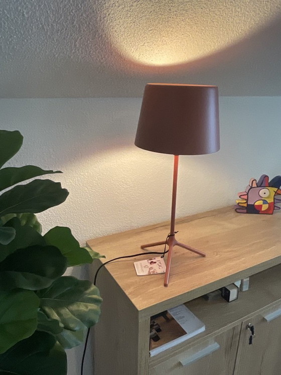 Image 1 of FOC Minima – Designer table lamp – Nutcreatives – Spain