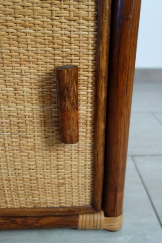 Image 1 of Piccolo cubo di mobili in rattan vintage
