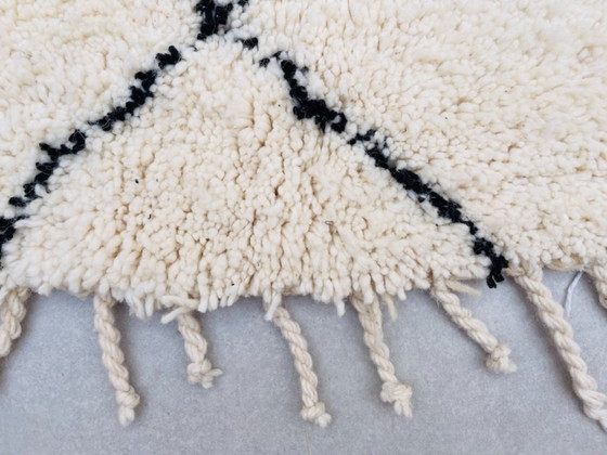 Image 1 of Alfombra redonda Beni ourain de 200 x 200 cm - Nuevo diseño bereber. Alfombra marroquí de lana anudada a mano.