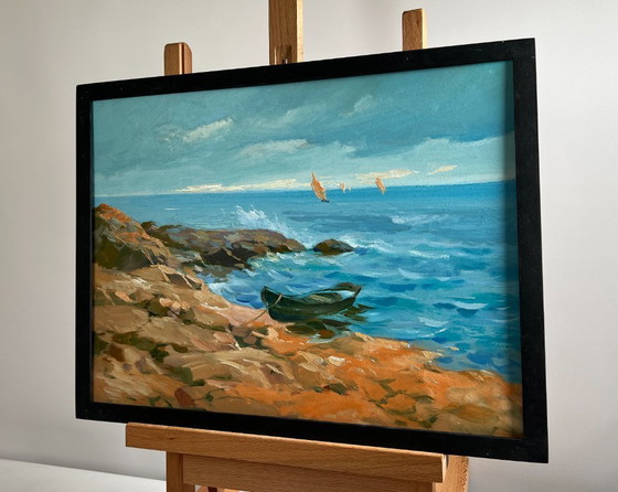 Image 1 of Pintura al óleo original: Paisaje costero marino con un velero en el horizonte.