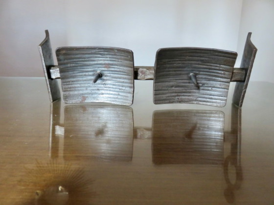 "Brutalist" Candlestick in Raw Forged and Hammered Steel, 1960 – Candle holders, Iron (photo 8 of 9)