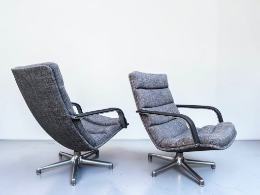 Set Grijze Artifort Draaifauteuils – Chrome
