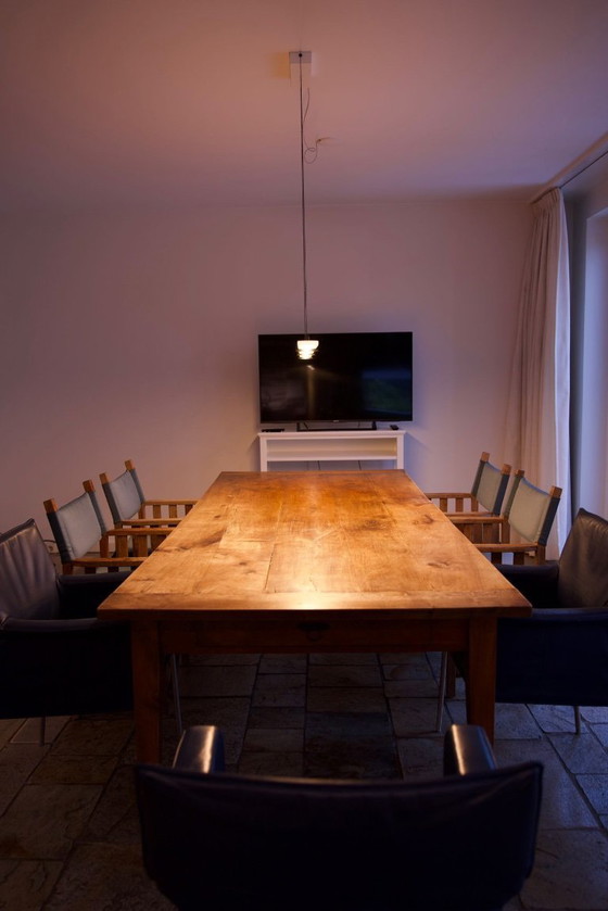 Image 1 of Esstisch aus Massivholz