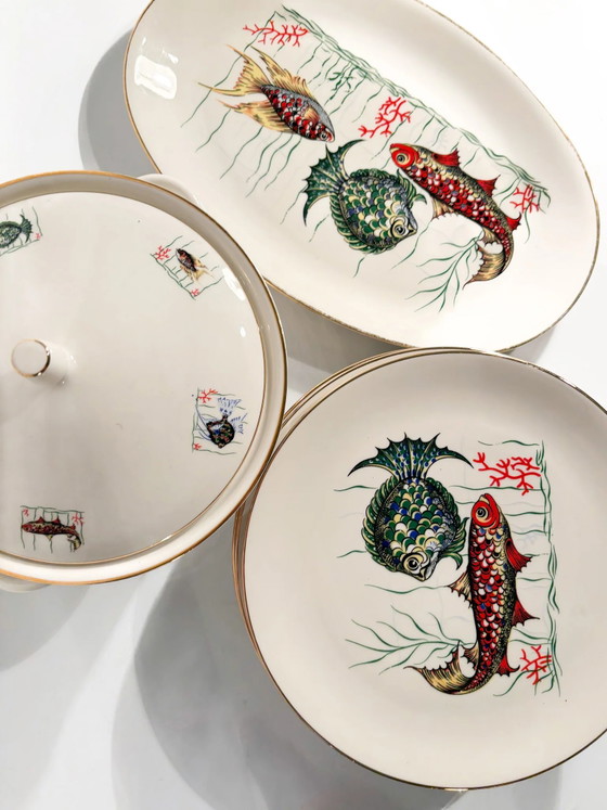 Servizio da tavola bavarese in ceramica degli anni '80 composto da sei piatti e zuppiera per pesce. (photo 3 of 14)