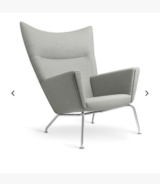 Sedia Whing di Carl Hanson