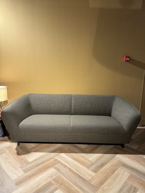 Pode Turia Pode 3-Sitzer-Sofa